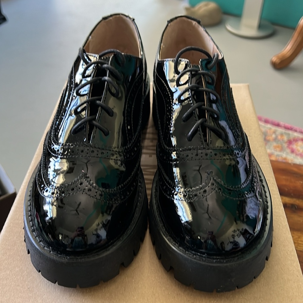 NEW Steve Madden Lance Black Patent Wingtip Oxford, 8.5 - Picture 2 of 7